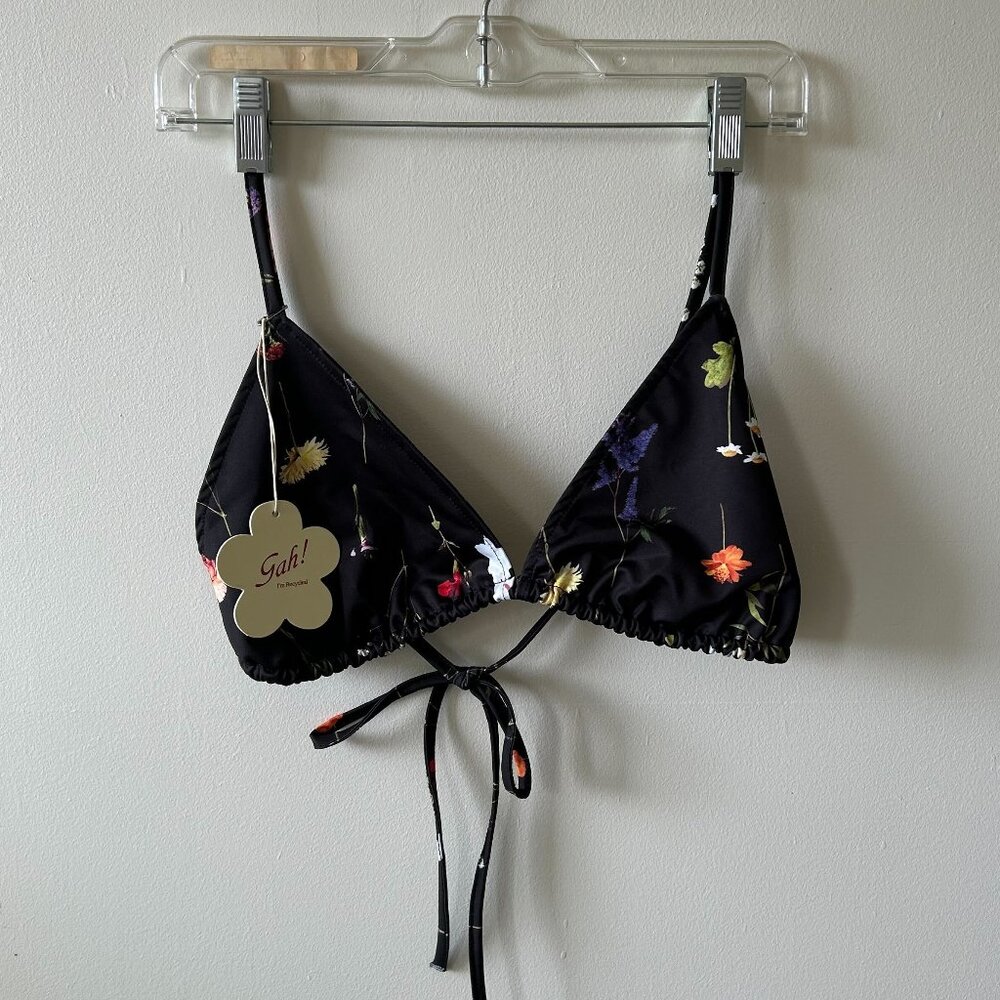 Lisa Says Gah pamela bikini top